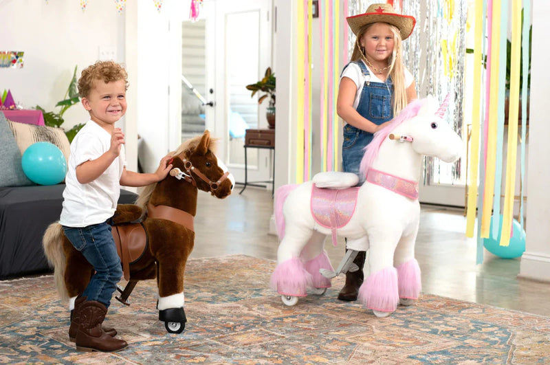 My child is 4 years old. Should I choose Size 3 or Size 4 pony？